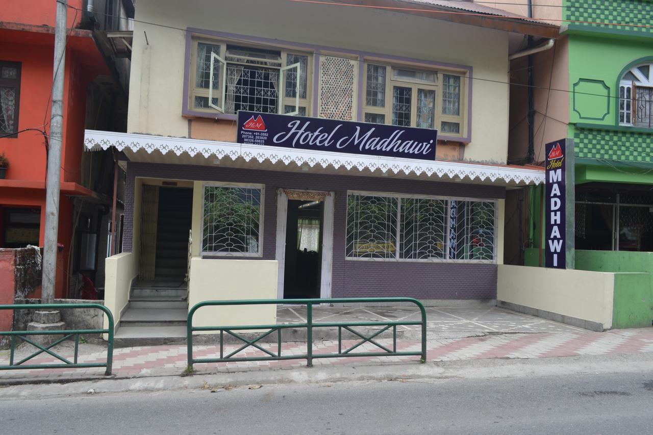 Hotel Madhawi Gangtok Exterior photo