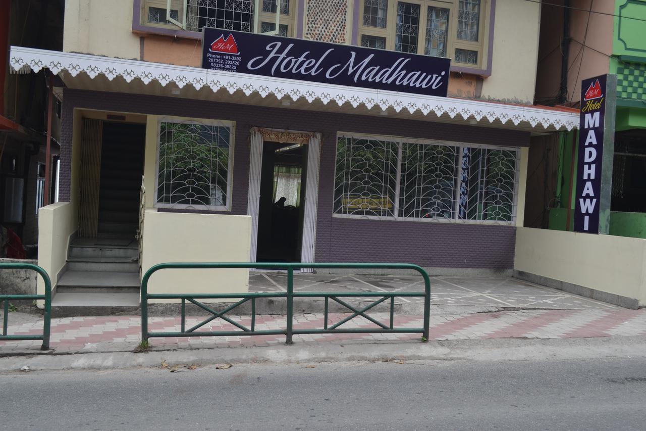 Hotel Madhawi Gangtok Exterior photo